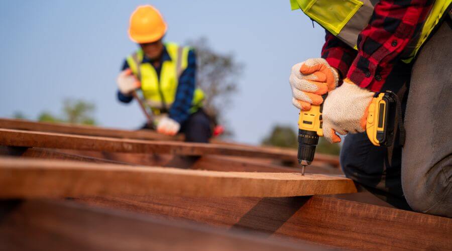 Professional gutter cleaning in Grass Valley, OR